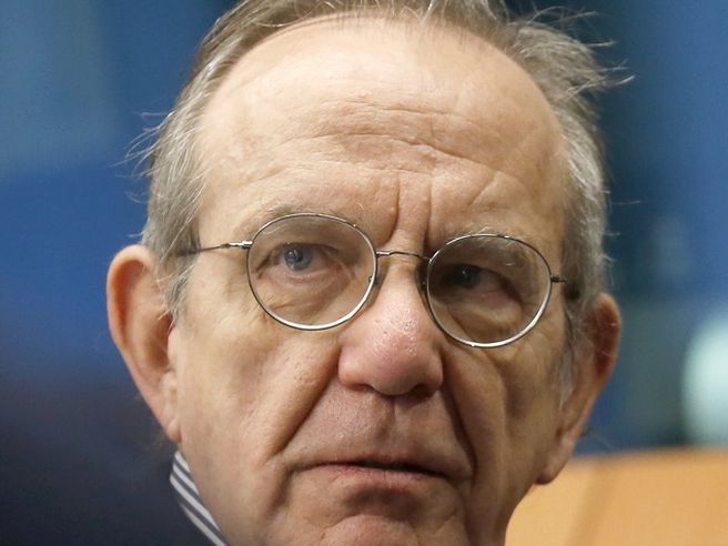 Unicredit coopta Padoan in cda, sarà il prossimo presidente e lavorerà a lista candidati nuovo board