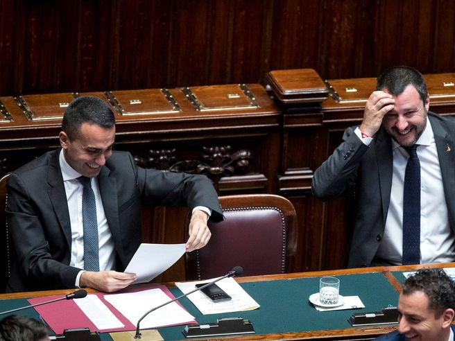Salvini: elezioni europee referendum tra vita e morte. Di Maio: attento a non fare come Renzi