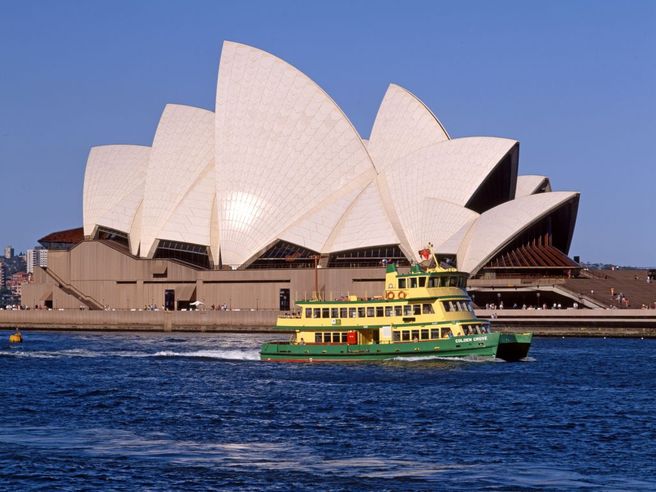 Australia: banca centrale RBA lascia tassi invariati allo 0,10%. ‘Economia più forte delle attese’, dollaro australiano scatta al rialzo