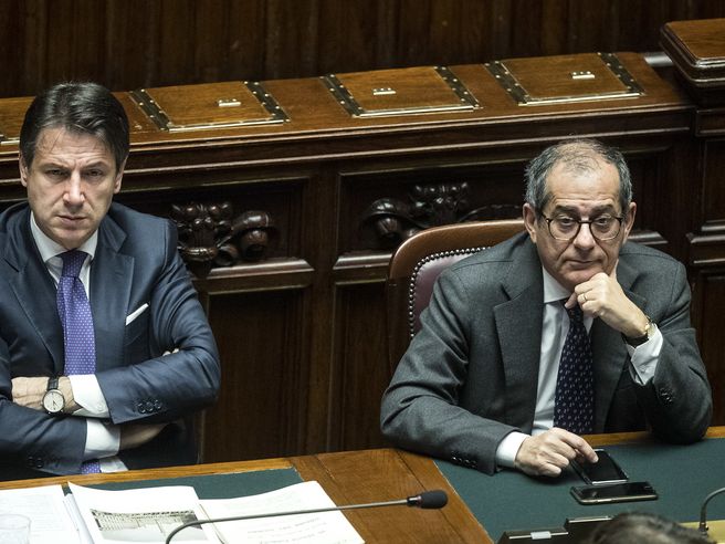 Tria: Italia e Germania esposti a shock esogeni, lo stesso QE ha mancato target inflazione