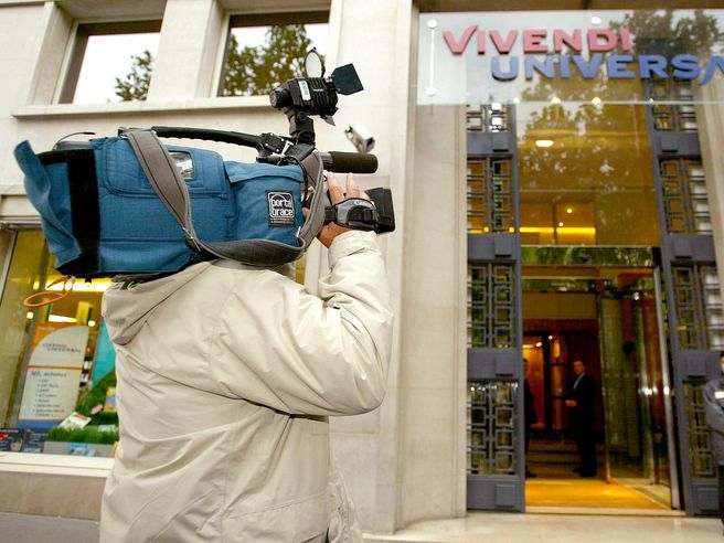 Mediaset: Vivendi sale al 12,32% del capitale