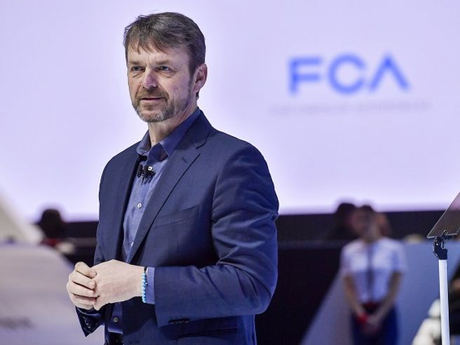 Fca: sospesa la produzione in Nord America, in corso valutazione su guidance