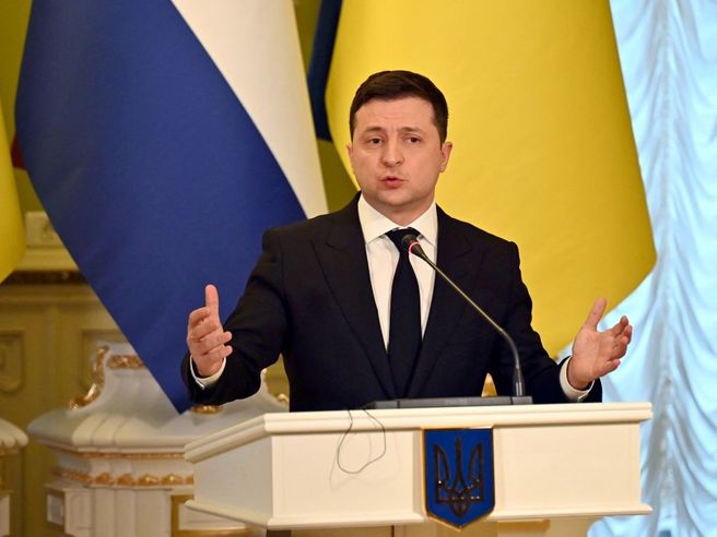Ucraina, nuovo appello Zelensky. Al Parlamento Ue: ‘Fateci entrare, con noi Unione europea più forte’