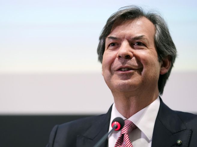 Intesa Sanpaolo: Messina, “risparmio tema di sicurezza nazionale”. Le frasi su Golden Power