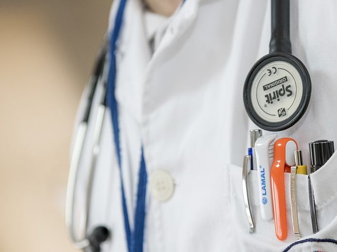 Sanofi, stretta partnership con Google per sviluppare un laboratorio di innovazione sanitaria