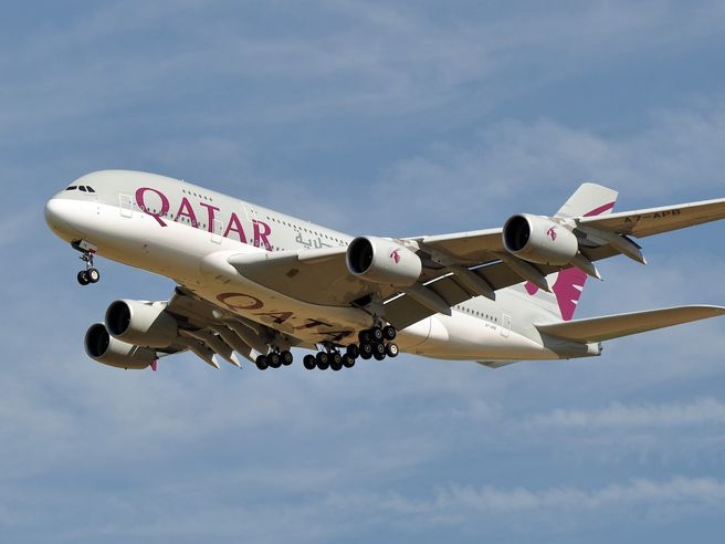 Qatar Airways registra la performance più forte nei suoi 27 anni di storia
