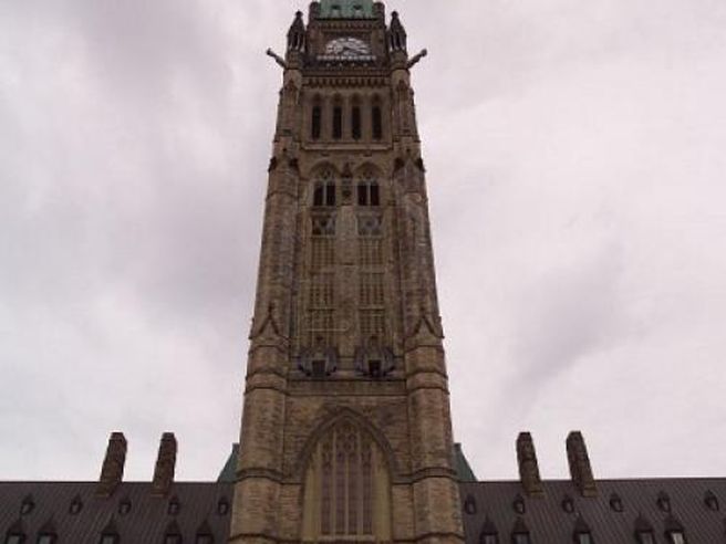 Canada rigetta offerta da 5,2 mld di dollari di Petronas su Progress Energy