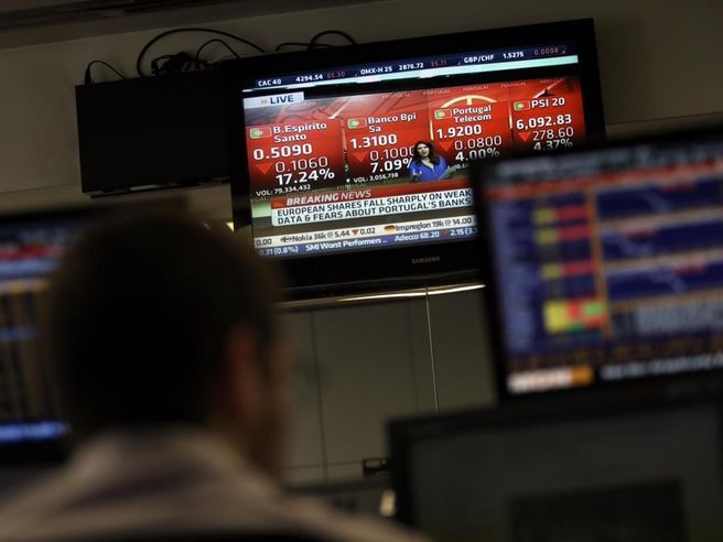 Portogallo: Borsa di Lisbona positiva, Banco Espirito Santo sospeso dalle contrattazioni