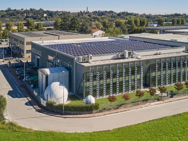 Officina Stellare: nuova commessa per 1,39 mln€ con Politecnico di Cipro per applicazioni Lasercom e chiavi quantistiche