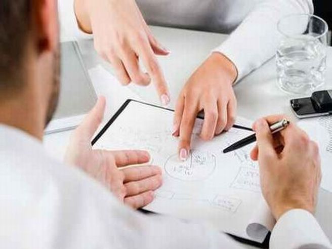 Assoreti: patrimonio clienti reti promotori finanziari su nuovi massimi a 299 miliardi