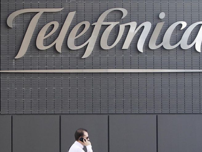 Telefonica: nel I trimestre utile più che raddoppiato, spinto da vendita di O2