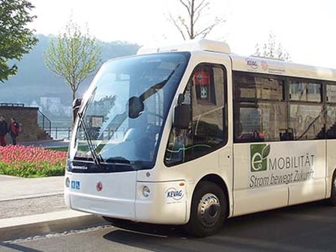 Enel Distribuzione e Finmeccanica-BredaMenarinibus siglano MoU per sviluppo mobilità elettrica