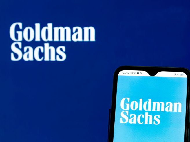 Wall Street in rialzo, scossa hawkish Fed fa bene alle banche. Goldman Sachs presenta outlook tassi prossime riunioni