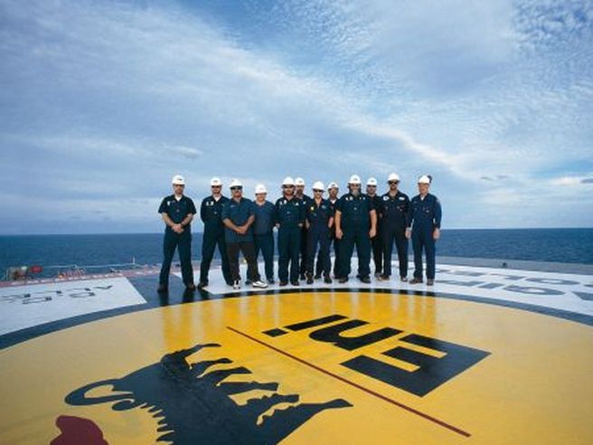 Eni: produzione idrocarburi stabile a 1,58 milioni nel III trimestre