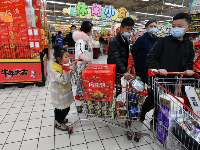 Inflazione Cina: crescita prezzi al consumo inferiore alle attese, ma è boom prezzi produzione al record dal 1995