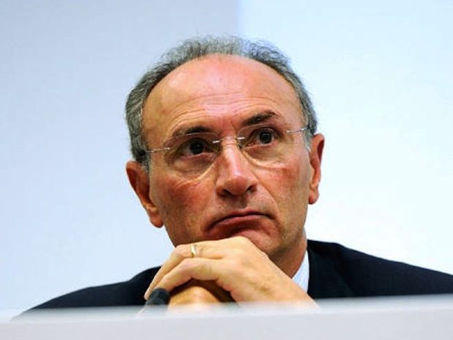 UniCredit: Ghizzoni, nessun timore su deficit di capitale