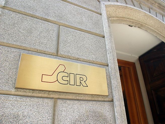 Cir: ritira dividendo, assemblea posticipata all’8 giugno
