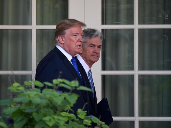 Trump pro-tassi negativi: ‘la Fed dovrebbe tagliare i tassi a zero o anche a meno