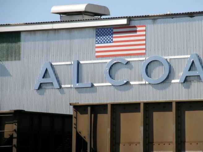 Stagione delle trimestrali al via in Usa: Alcoa batte le attese nel IV trimestre
