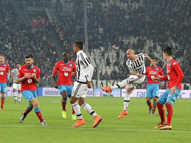 Juve inciampa anche in Borsa, corsa scudetto ancora aperta. Domenica scontro diretto con il Napoli