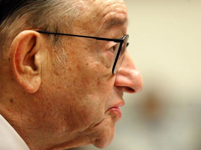 Alan Greenspan: ‘Usa verso la stagflazione, il mercato toro è finito’