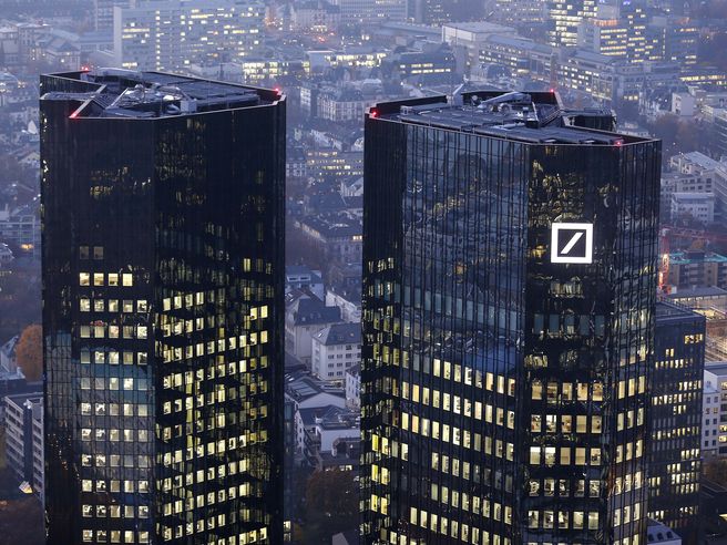 Deutsche Bank: interesse per “shipping loan portfolio” di RBS?