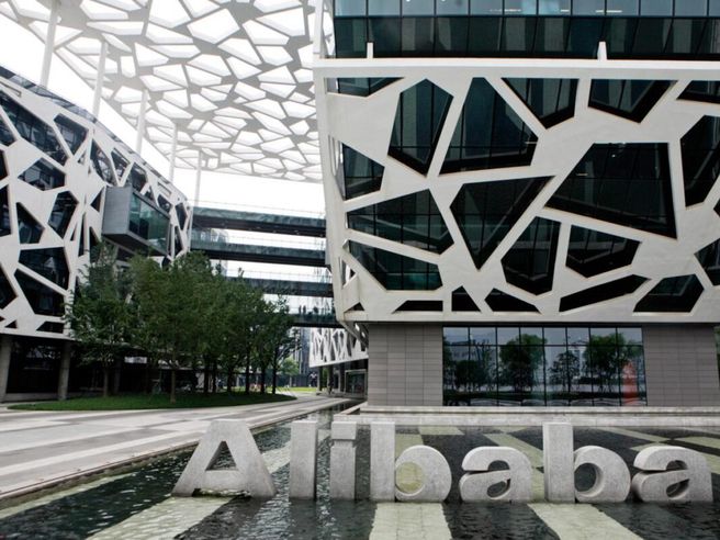 Alibaba testa il suo chatbot AI Tongyi Qianwen per competere con ChatGPT