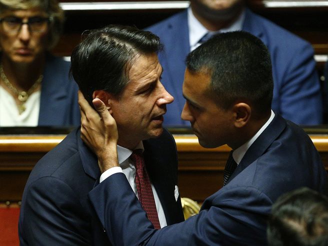 Sondaggi castigano Salvini. M5s in gran recupero, nuova coppia di governo oltre il 45%