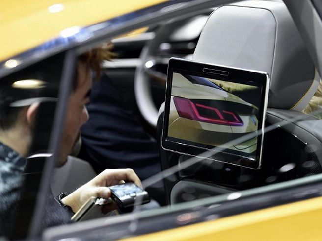 Automotive (Usa): SEC approva vendita azioni di Dubuc Motors