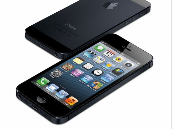 Apple: Nomura taglia le stime e il tp, titolo sotto quota 500 dollari