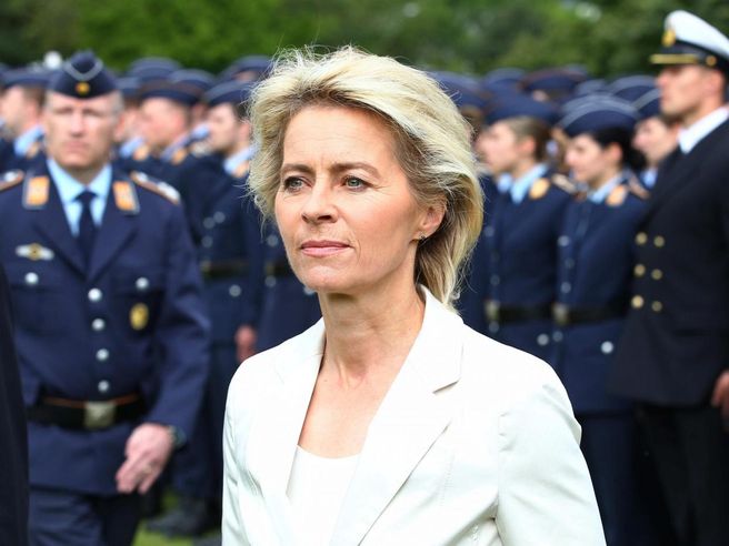 Commissione Ue: von der Leyen, 1,3 mld dosi vaccini da BioNTech/Pfizer, J&J e Moderna a Paesi a basso reddito