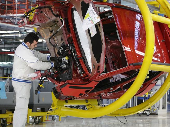 Fiat: blocco stabilimenti a causa di mancate forniture del gruppo Selmat