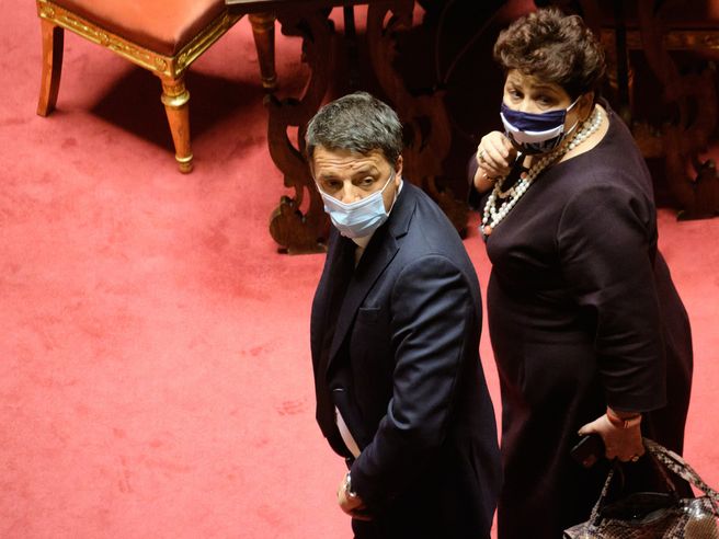 Riforma Mes, intesa governo c’è. Ma alta tensione Conte-Renzi, Bellanova: no a task force Recovery Fund