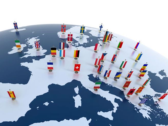 Borse europee: Dax chiude sopra la soglia dei 10 mila punti