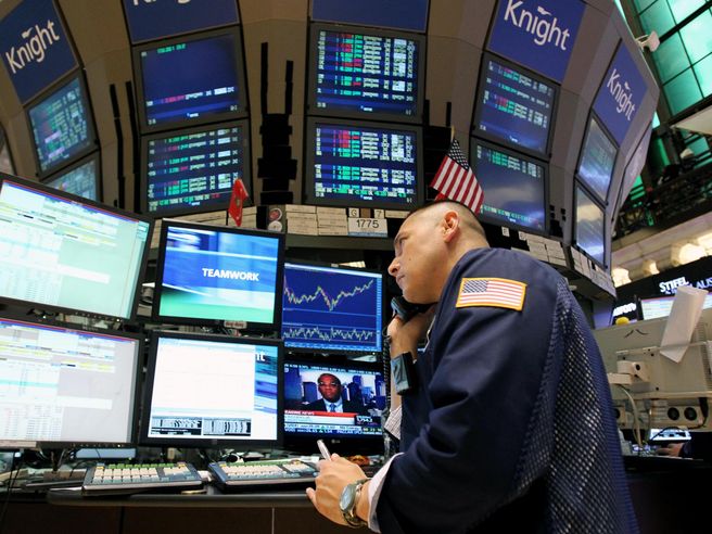 Wall Street: listini Usa incerti,  focus su discorso di stasera di Yellen