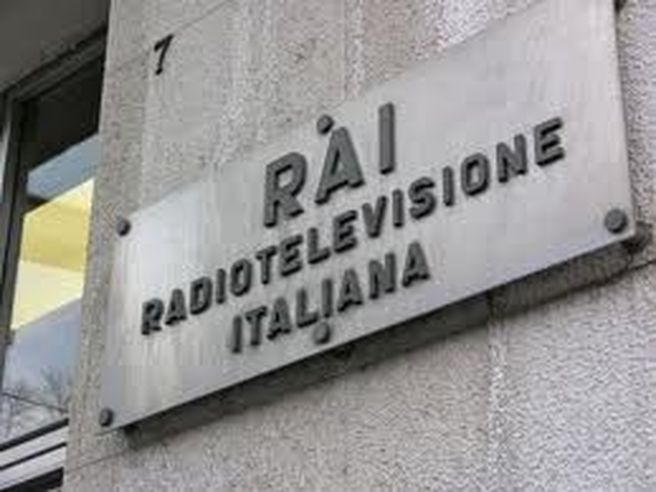 Canone Rai in bolletta: Renzi, misura è al riparo da ricorsi