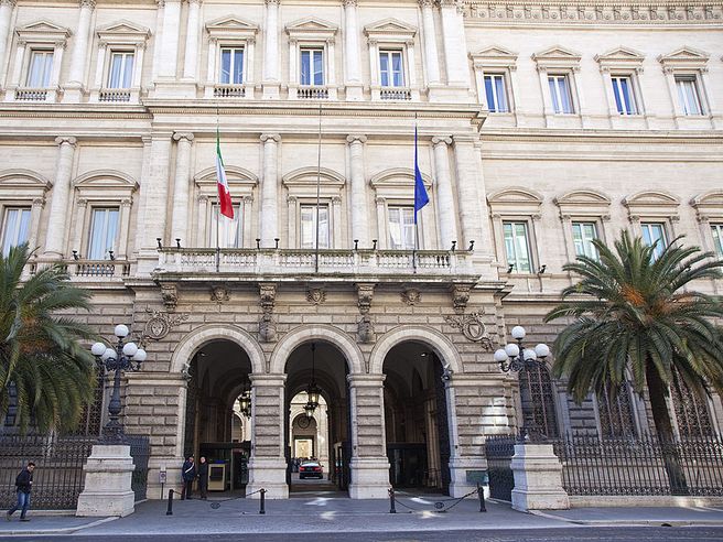 Bankitalia: debito pubblico sale a 2.713,9 mld a gennaio