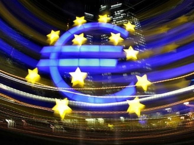Acquisti di bond sovrani da parte della Bce compresi tra 500 e 1.000 miliardi di euro (analisti)
