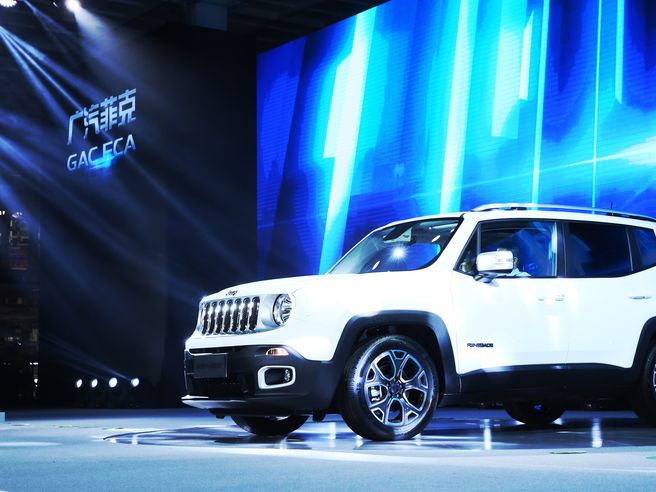 Fca: con riforma fiscale Usa impatto positivo del 13% su Eps 2018 (analisti)