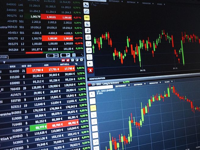 Borse europee aprono in calo, si sgonfia ottimismo sul commercio Usa-Cina