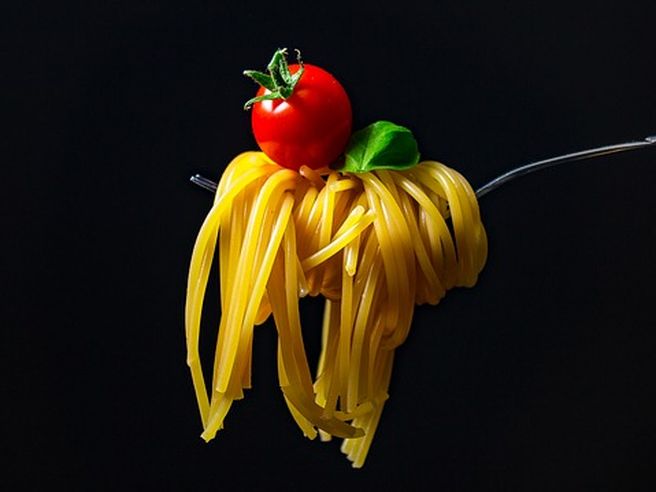 Prezzi: dopo carburanti, Codacons lancia allarme speculazione anche su pasta e pane. Esposto a Procura e Antitrust