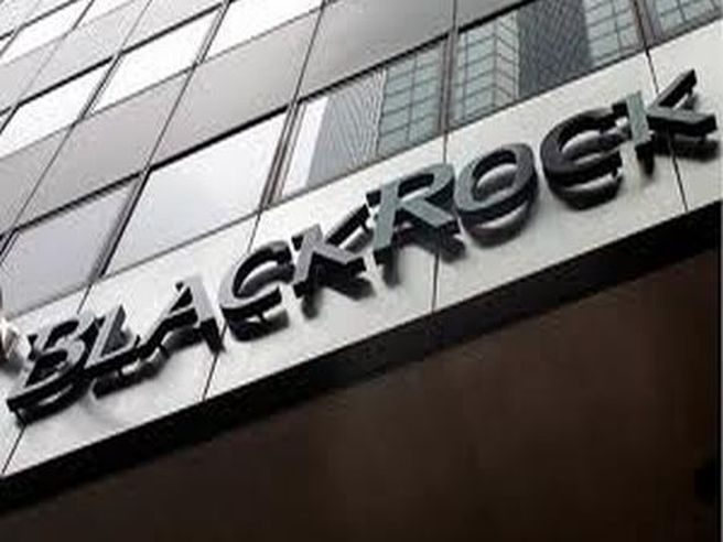 BlackRock: conti trimestrali migliori delle stime, titolo positivo nel pre-mercato