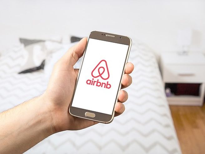 AirBnB verso debutto stellare a oltre +100% a Wall Street
