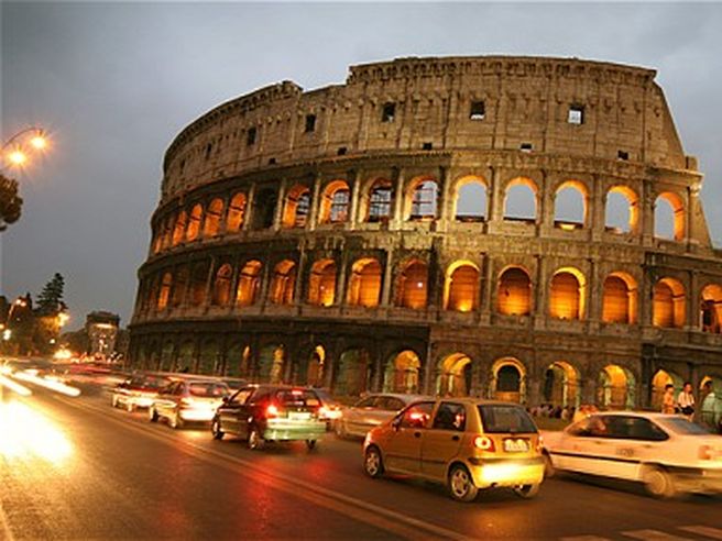Italia: Confesercenti, famiglie italiane si sentono più solide, ma economia italiana a tre velocità
