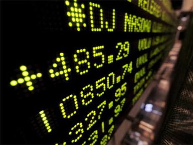 Partenza debole per le Borse europee, Londra chiusa per festività