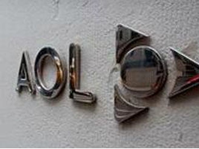 Aol: profitti nel IV trim saliti del 57%, annunciato programma di buyback