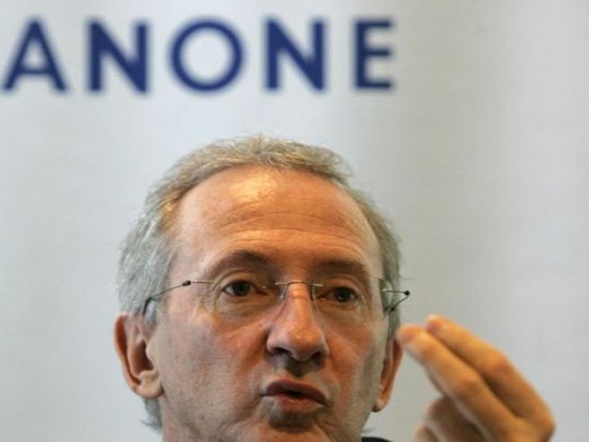Danone: verso cessione filiale Usa Stonyfield per comprare WhiteWave