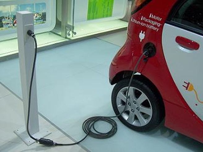 Renault-Nissan: vendite di auto elettriche sorpassano le 250mila unità