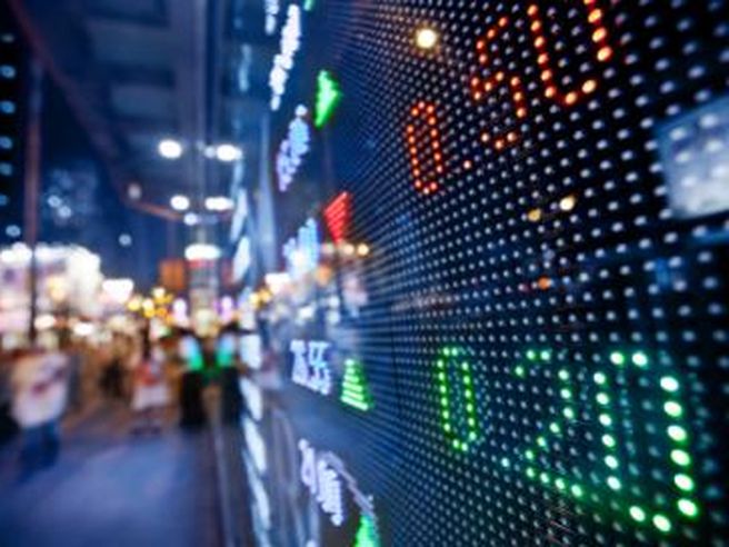 Borse Ue e Wall Street virano in rosso