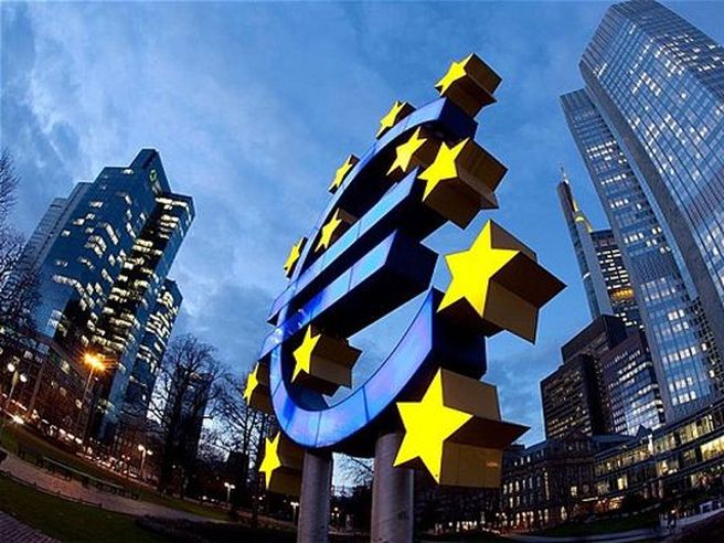Bce: oggi l’inaugurazione della nuove sede, assedio dei manifestanti